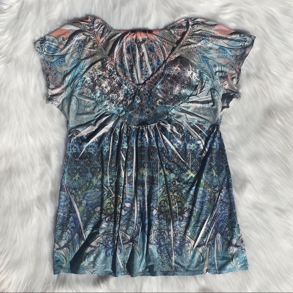 📦MOVING SALE📦 Gorgeous Blue Paisley Blouse